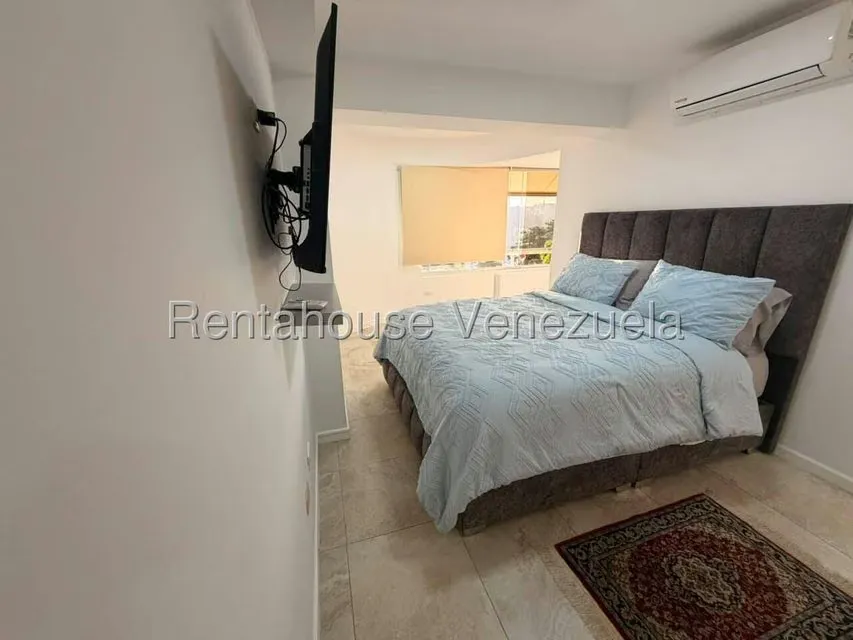 Apartamento (1 Nivel) en Venta en Los Samanes, Distrito Metropolitano - 8