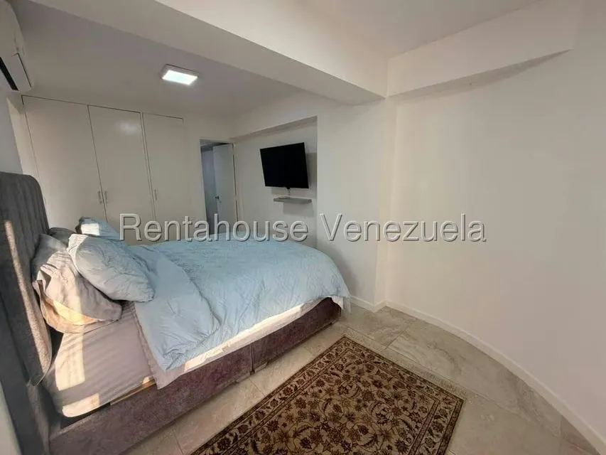 Apartamento (1 Nivel) en Venta en Los Samanes, Distrito Metropolitano - 9
