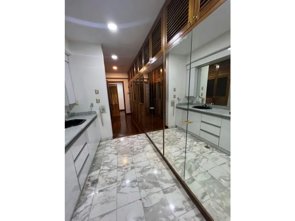 Vendo casa 850m2 Lomas de las Mercedes 4279 - 17