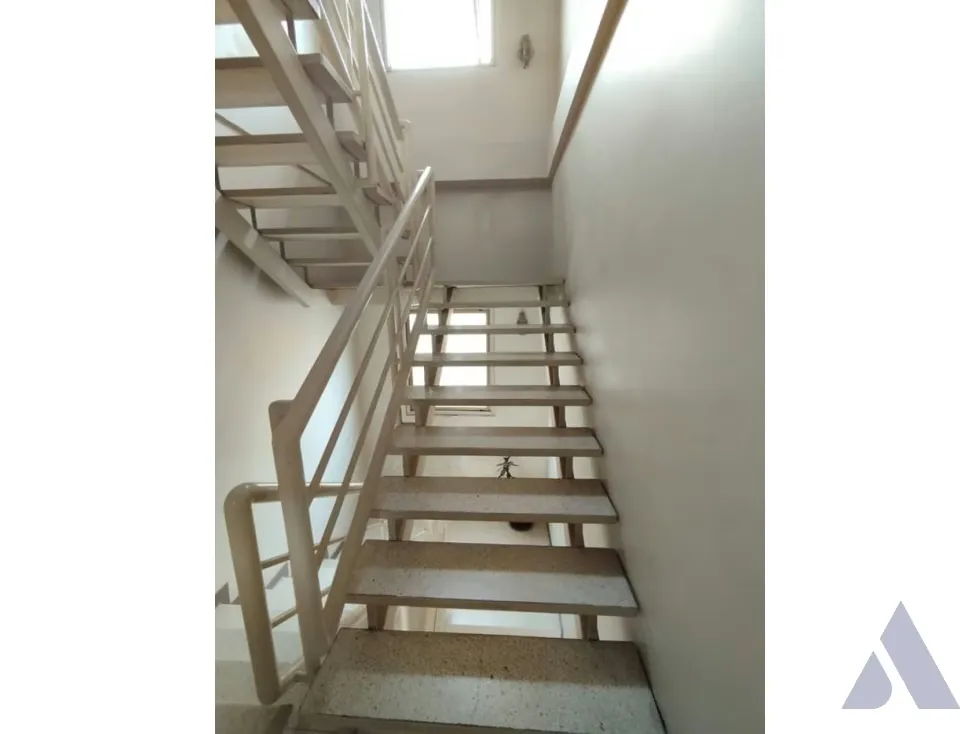 Vendo casa 290m2 La California Sur 1603 - 15