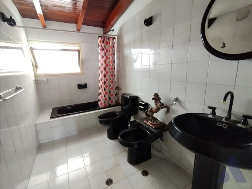 Vendo casa 290m2 La California Sur 1603 - 21