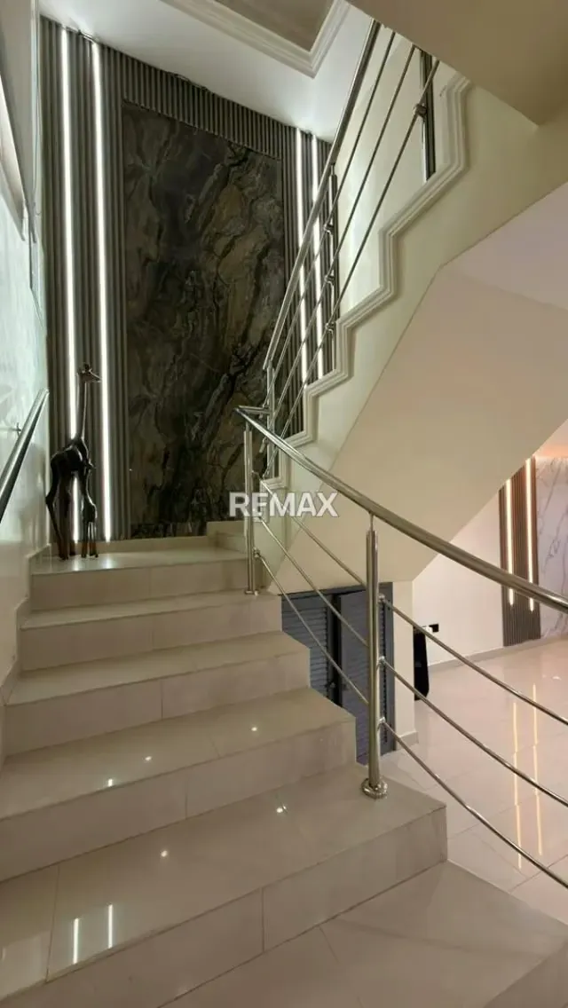 CASA EN VENTA URBANIZACIÓN CAMINOS DEL DORAL - 4