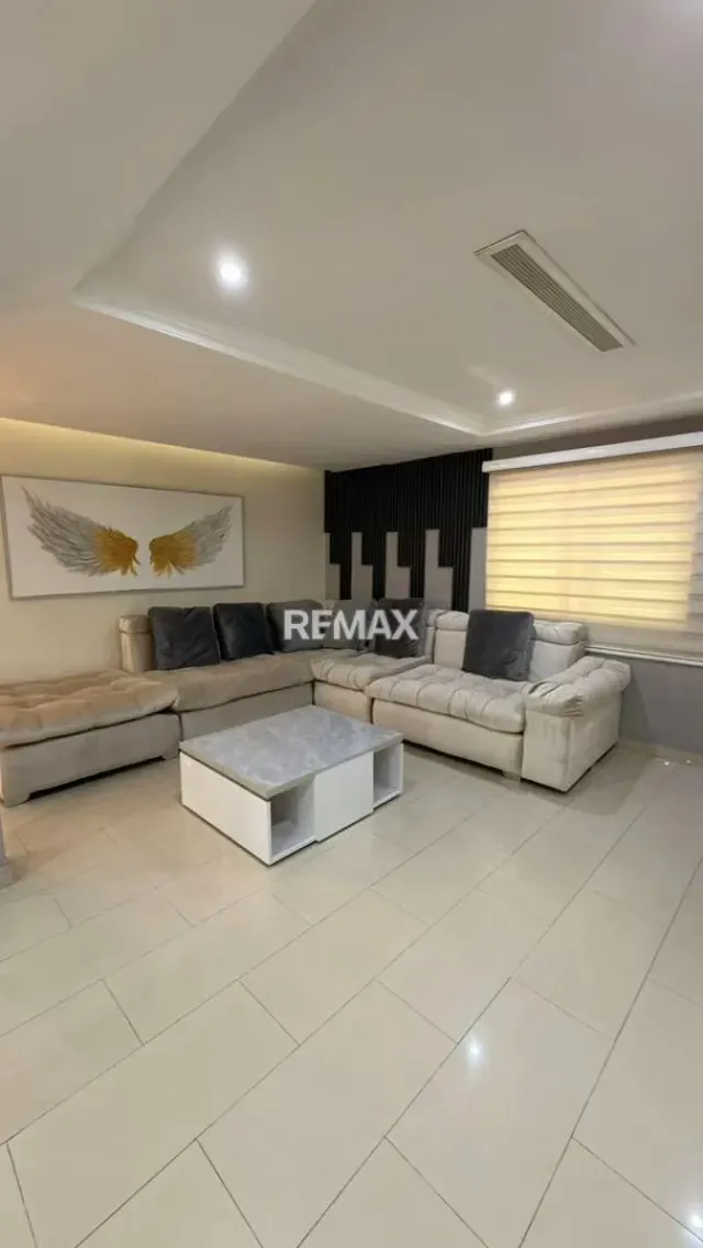 CASA EN VENTA URBANIZACIÓN CAMINOS DEL DORAL - 6