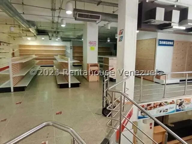 Local Comercial en Venta en Parroquia La Candelaria, Distrito Metropolitano - 4