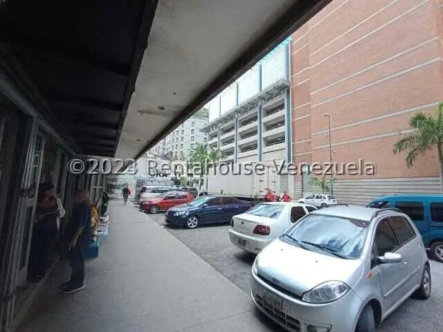 Local Comercial en Venta en Parroquia La Candelaria, Distrito Metropolitano - 8