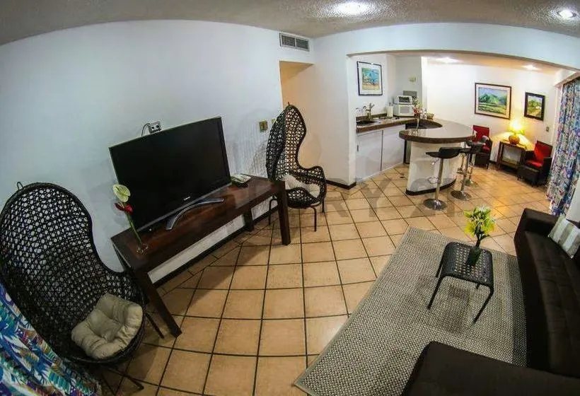 En venta Hotel California en playa El Yaque Isla de Margarita - 11