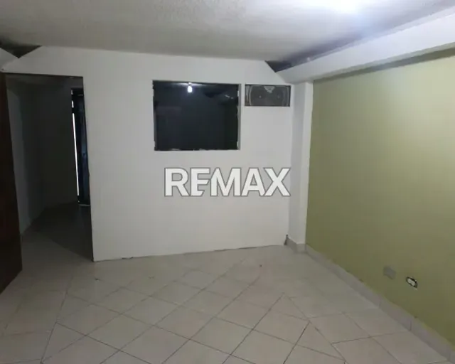 ATRACTIVO LOCAL IDEAL PARA OFICINA EN EL CENTRO COMERCIAL CARIBBEAN MALL - 13