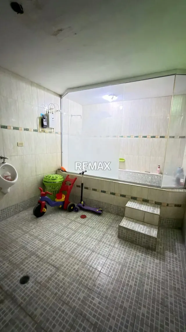 Se Vende casa en altos de korinsa - 12