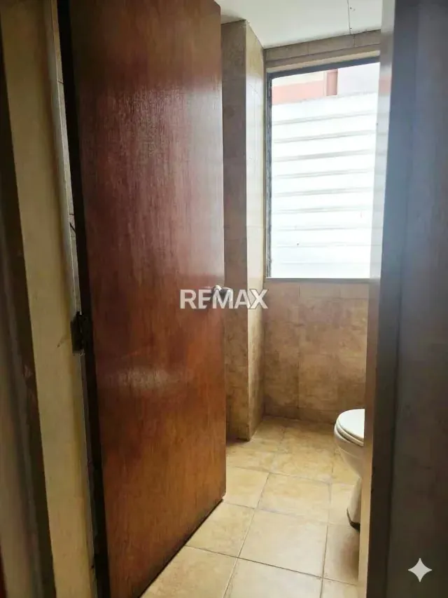 OFICINA EN VENTA - URB. PARROQUIA SANTA ROSALIA - 11