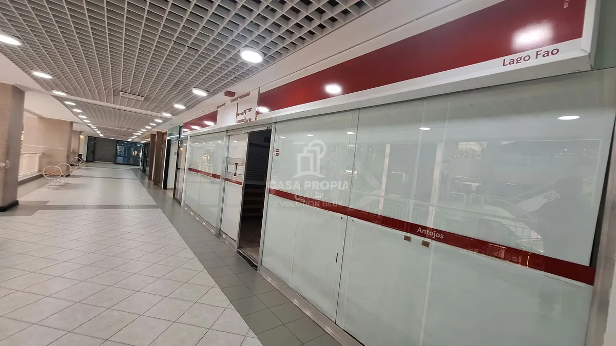 LOCAL EN VENTA EN C.C LAGO MALL