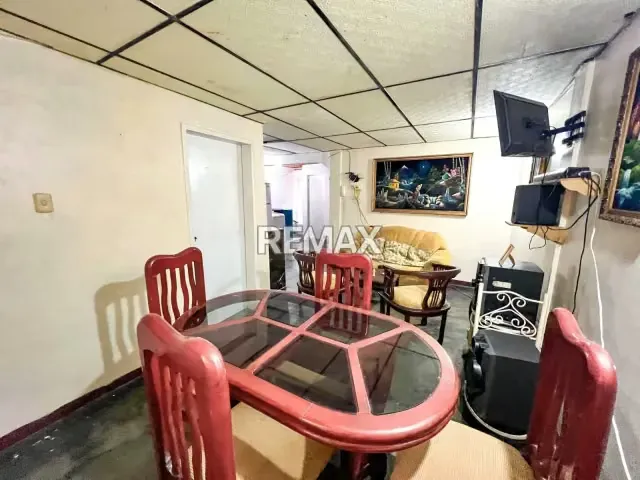 Casa en venta en la Urbanización San Felipe, San Francisco - 2