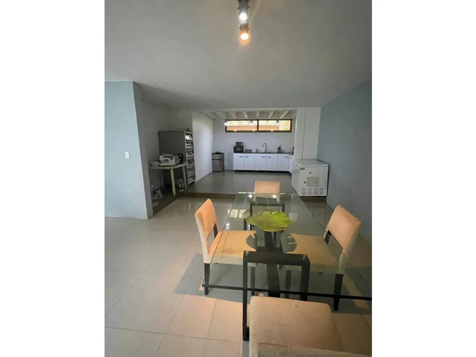 Se vende casa 750m2 Prados Del Este 8227 - 22