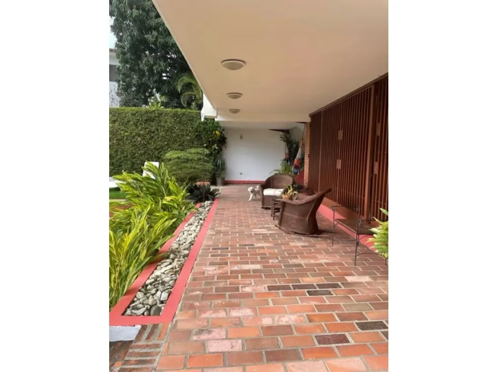 Se vende casa 750m2 Prados Del Este 8227 - 5
