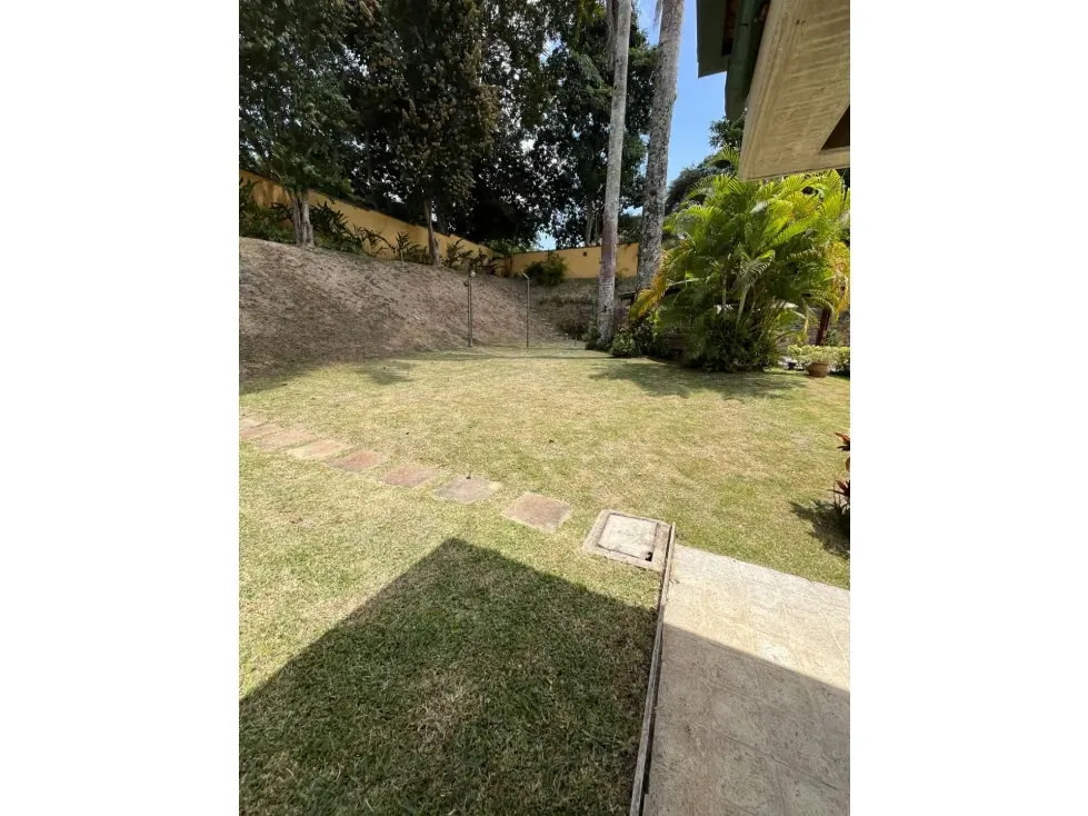 Se vende casa 813m2 La Lagunita 5508 - 10