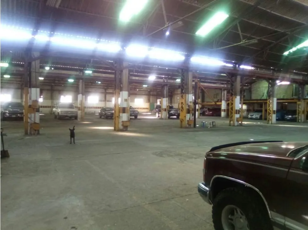 Vendo/alquilo galpón 3050m2 El Cementerio del Sur 3894 - 6