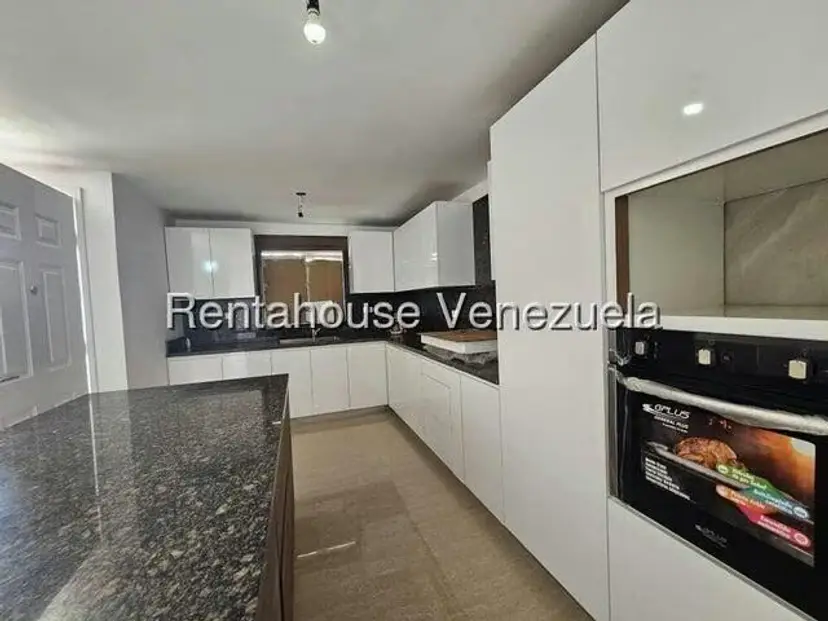 Casa (1 Nivel) en Alquiler en Centro, Falcon