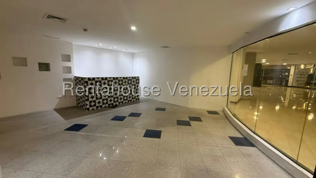 Local Comercial en Alquiler en La Viña, Carabobo - 5