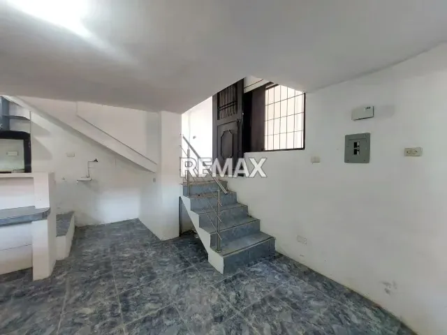 Apartamento. Venta. Barrio Bolivar - 7