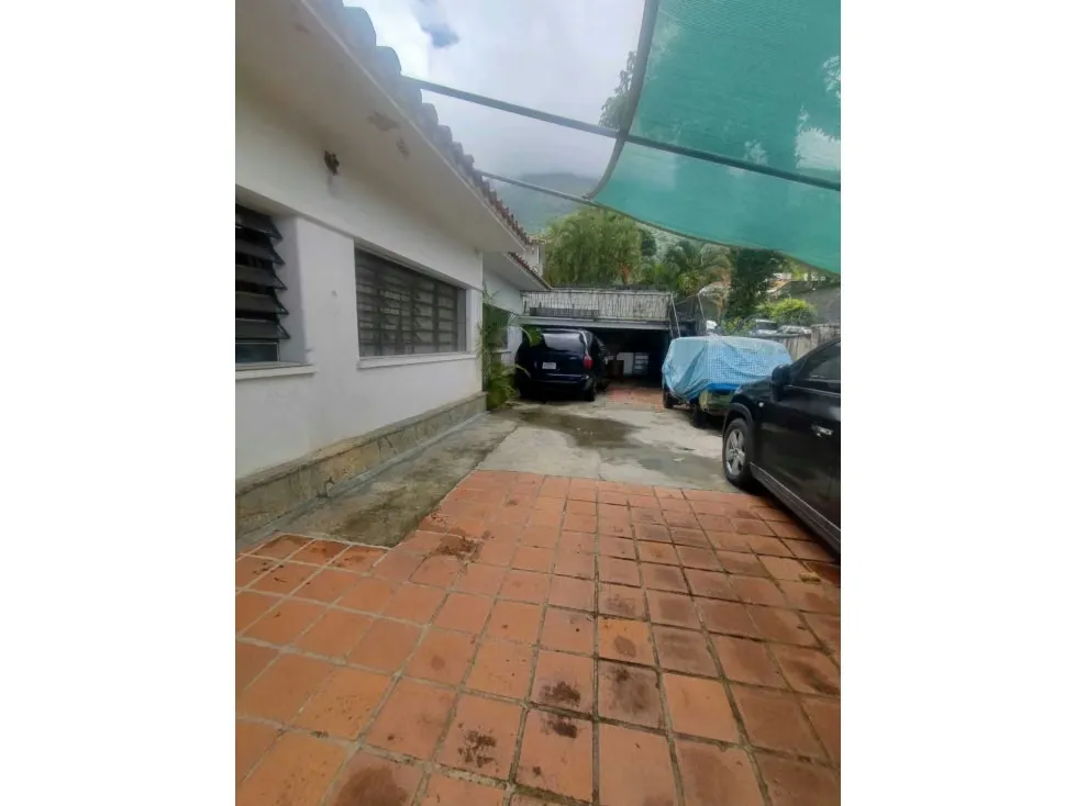 Se vende casa para remodelar 490m2 Altamira 0725 - 26