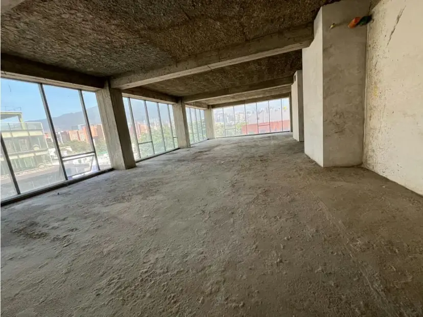Vendo/alquilo oficinas obra gris desde 155m2 Las Mercedes 1018