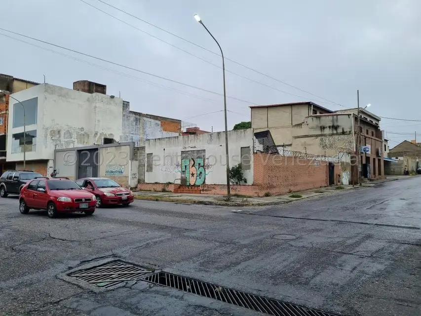 Terreno (Comercial) en Venta en Centro, Lara - 2