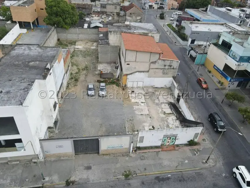 Terreno (Comercial) en Venta en Centro, Lara - 26