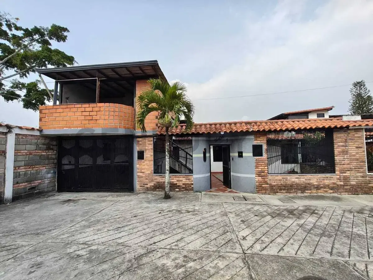 Venta casa Caneyes