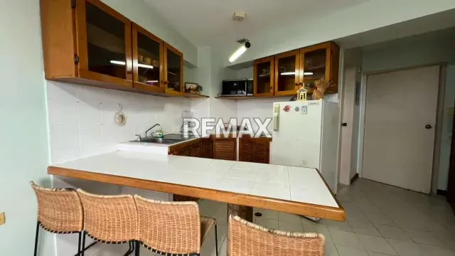 Venta Apartamento Residencia Playa el Agua Sal. Higuerote - 4