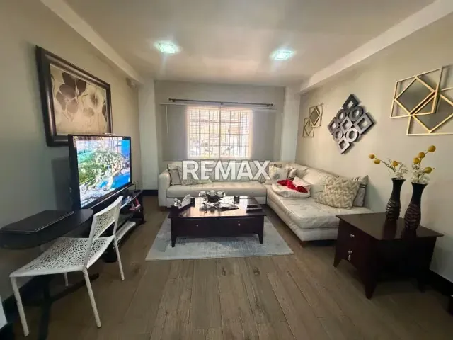 TOWNHOUSE MODERNO EN URBANIZACIÓN MANANTIAL DE LOS ROBLES, CALLE FRATERNINADA, VIA LOS ROBLES - 13