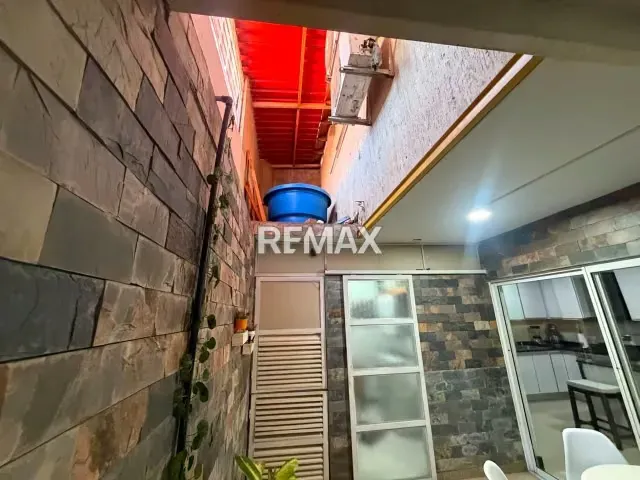 TOWNHOUSE MODERNO EN URBANIZACIÓN MANANTIAL DE LOS ROBLES, CALLE FRATERNINADA, VIA LOS ROBLES - 14