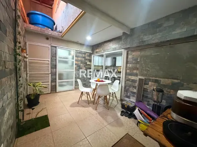 TOWNHOUSE MODERNO EN URBANIZACIÓN MANANTIAL DE LOS ROBLES, CALLE FRATERNINADA, VIA LOS ROBLES - 15
