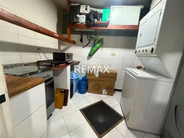 TOWNHOUSE MODERNO EN URBANIZACIÓN MANANTIAL DE LOS ROBLES, CALLE FRATERNINADA, VIA LOS ROBLES - 16