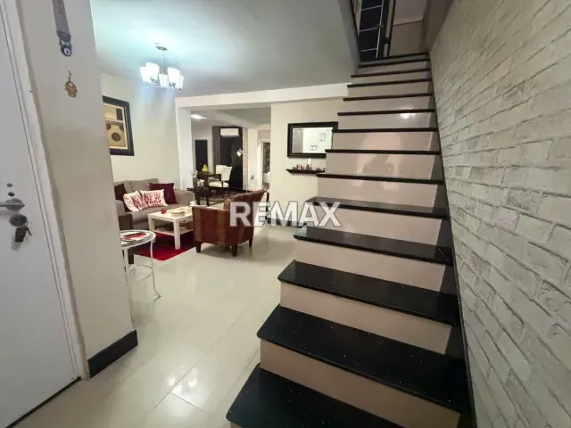 TOWNHOUSE MODERNO EN URBANIZACIÓN MANANTIAL DE LOS ROBLES, CALLE FRATERNINADA, VIA LOS ROBLES - 8