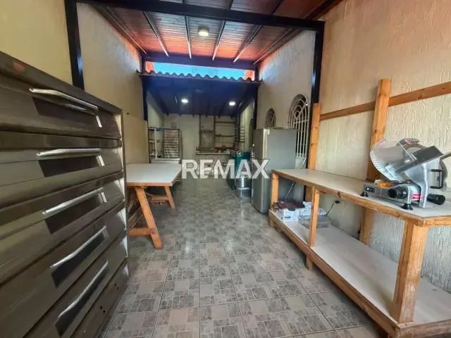 TOWNHOUSE MODERNO EN URBANIZACIÓN MANANTIAL DE LOS ROBLES, CALLE FRATERNINADA, VIA LOS ROBLES - 9