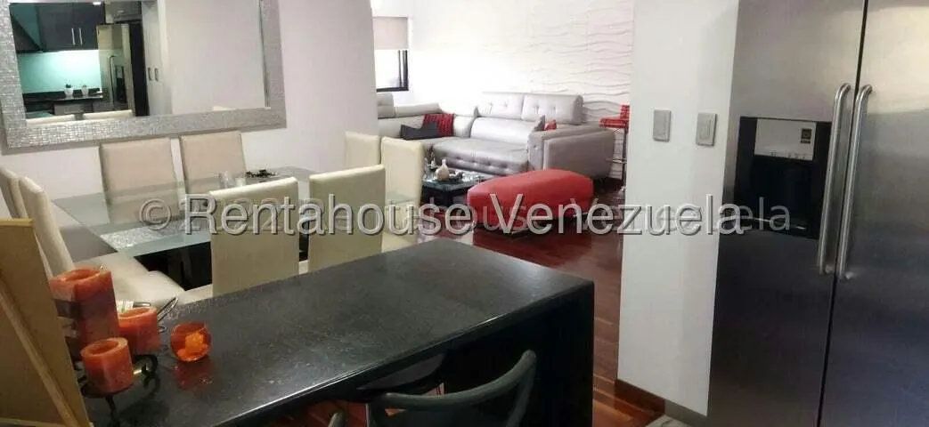 Apartamento (1 Nivel) en Venta en La Bonita, Distrito Metropolitano - 10