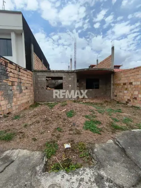 SE VENDE CASA EN ARJONA