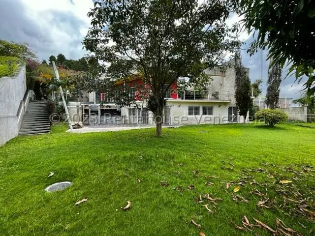 Casa (Duplex) en Venta en La Lagunita Country Club, Distrito Metropolitano - 3