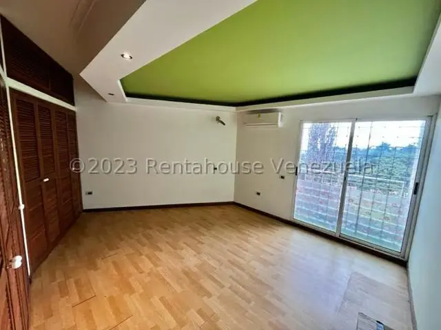 Casa (Duplex) en Venta en La Lagunita Country Club, Distrito Metropolitano - 35