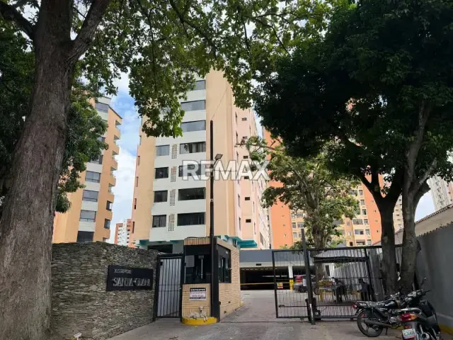 APTO EN ALQUILER, CONJ RESD SANTA CLARA, URB AGUA BLANCA
