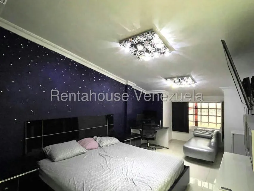 Townhouse (Duplex) en Venta en Avenida Aragua, Aragua - 23