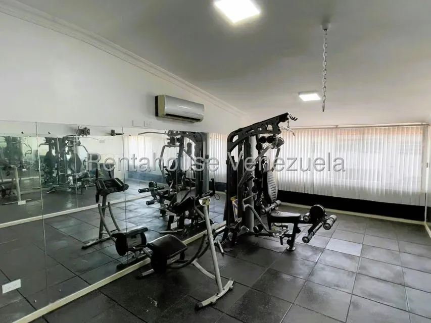 Townhouse (Duplex) en Venta en Avenida Aragua, Aragua - 6