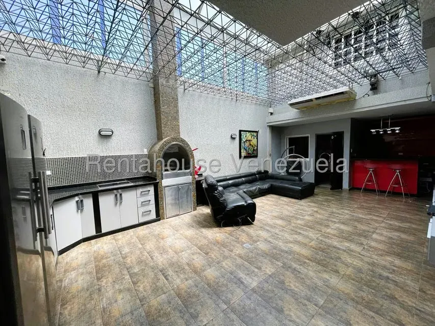 Townhouse (Duplex) en Venta en Avenida Aragua, Aragua - 7