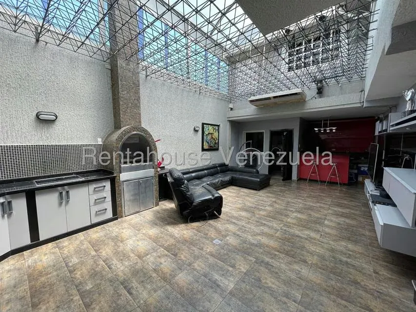 Townhouse (Duplex) en Venta en Avenida Aragua, Aragua - 9