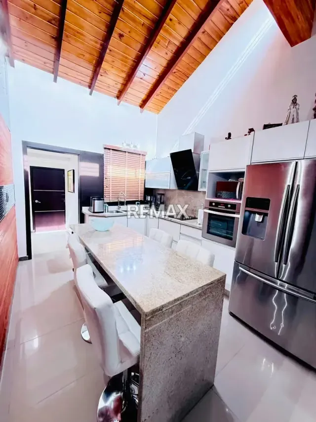 CASA REMODELADA EN ALTOS DE MANEIRO, URB. LOS TESTIGOS, MANEIRO, ISLA DE MARGARITA - 3