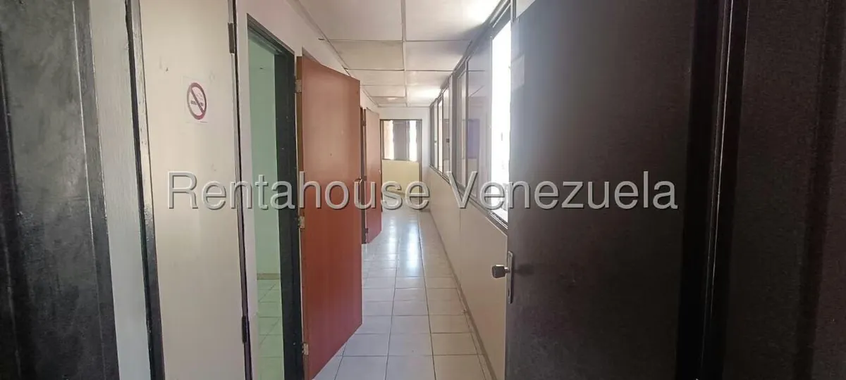 Oficina en Alquiler en Chacao, Distrito Metropolitano - 2