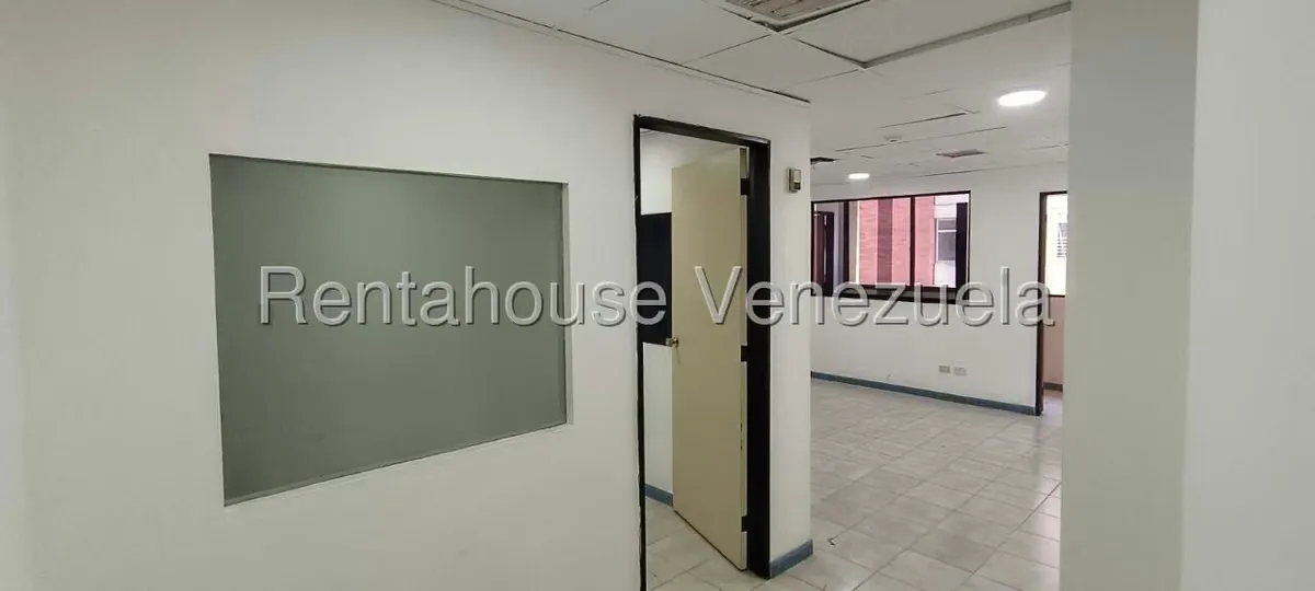 Oficina en Alquiler en Chacao, Distrito Metropolitano - 16