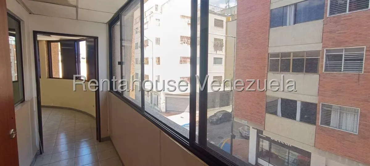 Oficina en Alquiler en Chacao, Distrito Metropolitano - 17