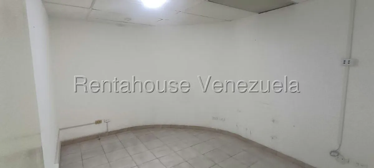 Oficina en Alquiler en Chacao, Distrito Metropolitano - 8