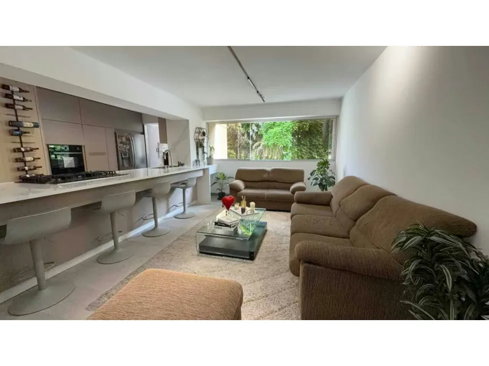 Apartamento actualizado en La Tahona (edificio con pozo)