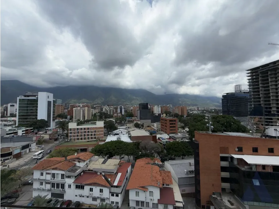 Vendo oficina 138m2 Torre Onyx, Las Mercedes 5756 - 9